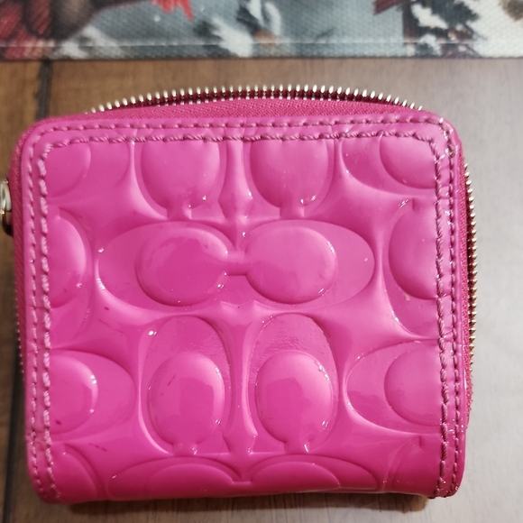 Coach Pink Patent Leather Wallet - Picture 7 of 12
